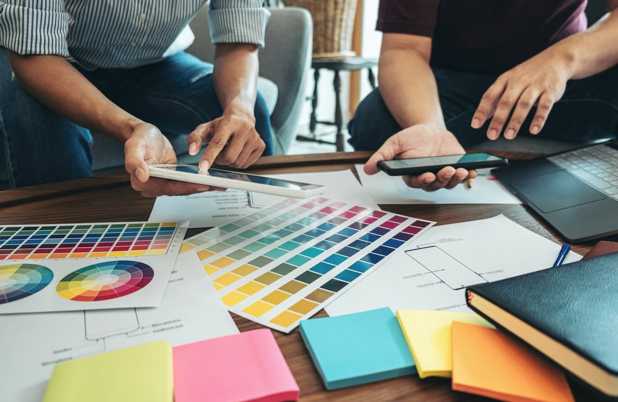 color contrast logo design
