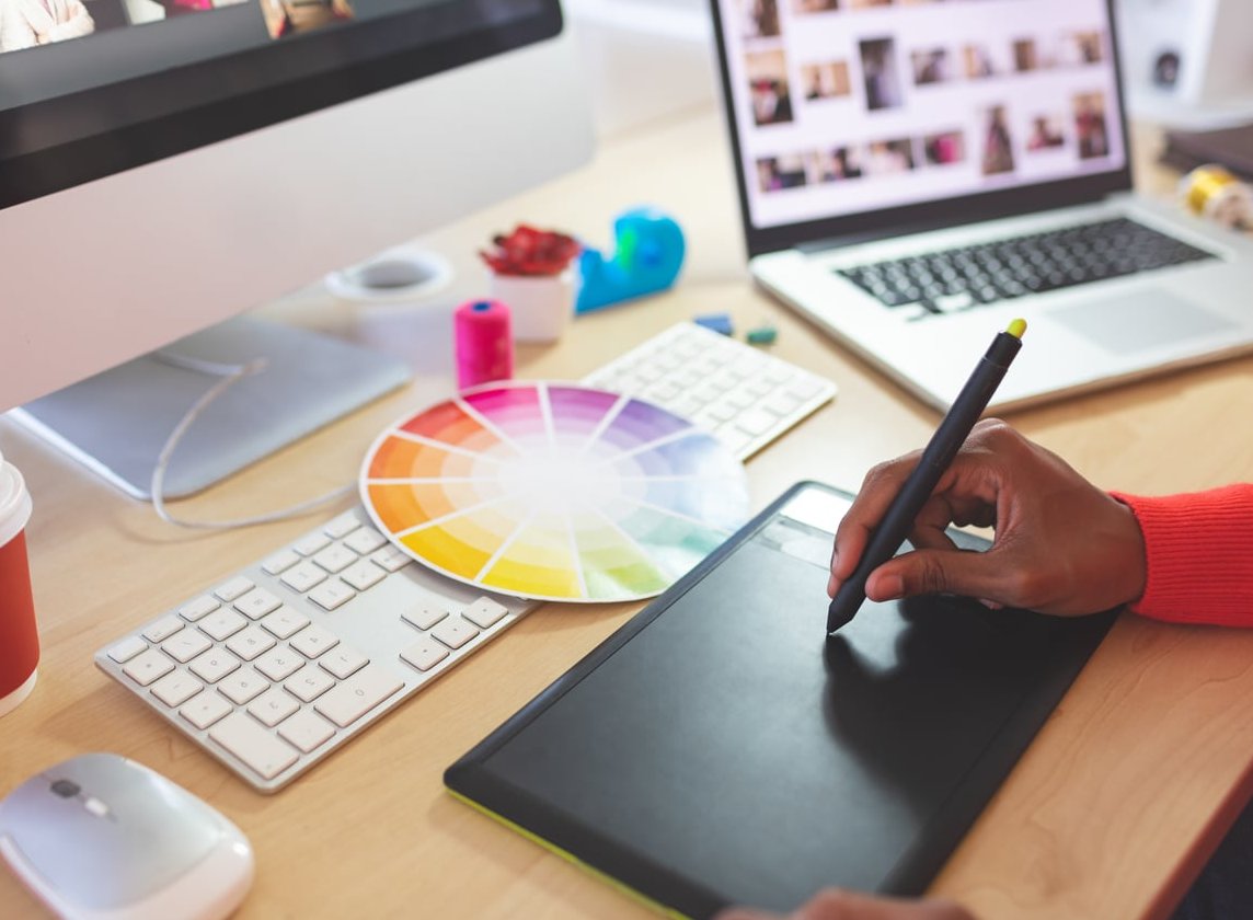 designer client feedback laptop